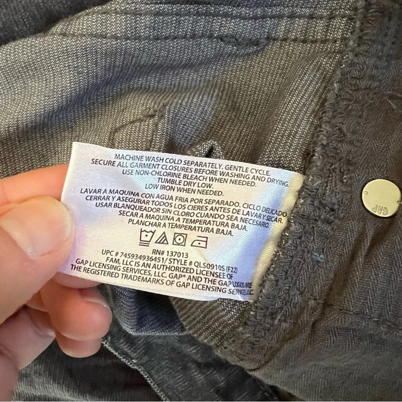 GAP Gray Corduroy Shorts Raw Hem Size 10 - Picture 10 of 13